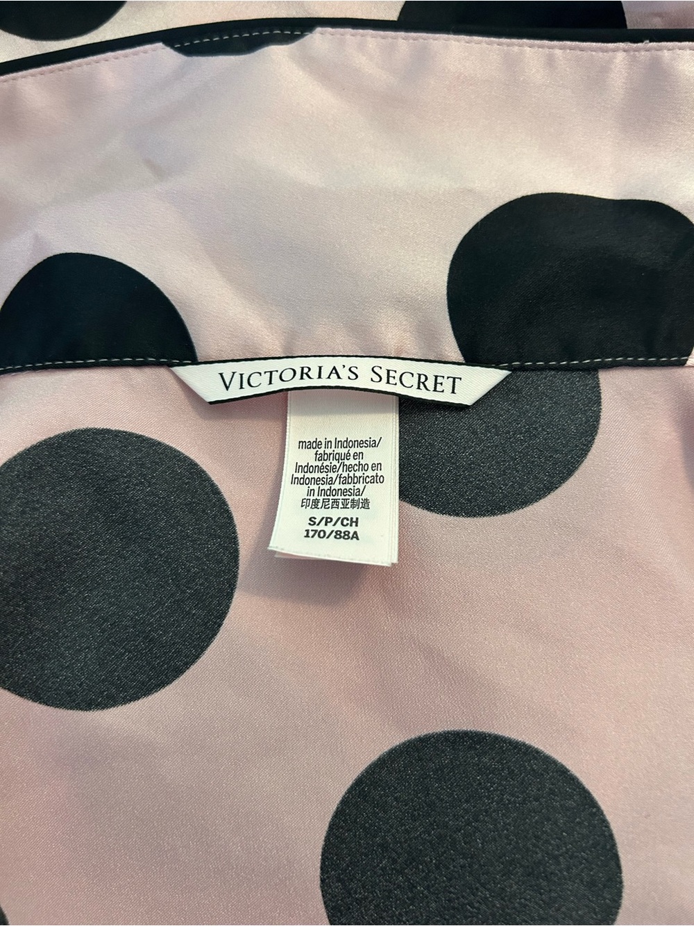 Victoria’s Secret satin pajama set - Picture 9 of 9